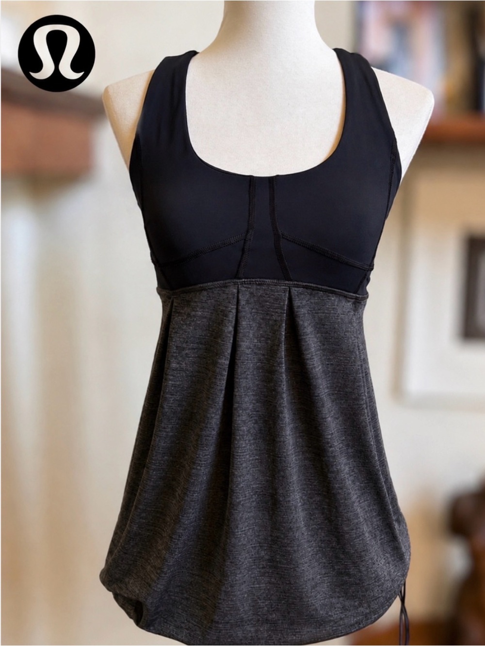 lululemon Racerback Performance Tank Built-In Bra Gray Black Drawcord Hem